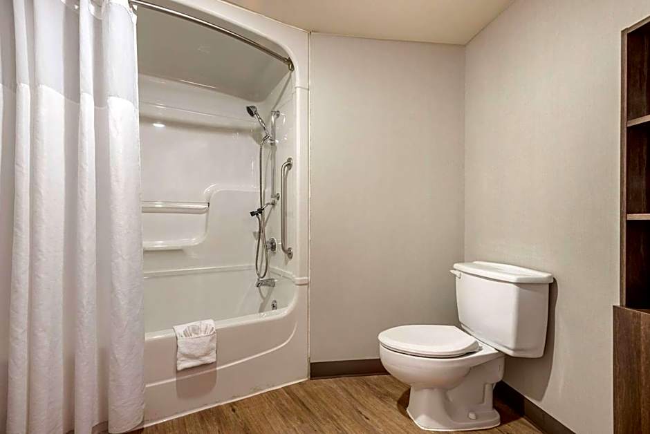 Quality Suites Quebec