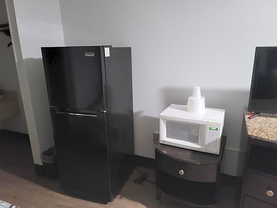 Studio 6 Suites Hinesville, GA