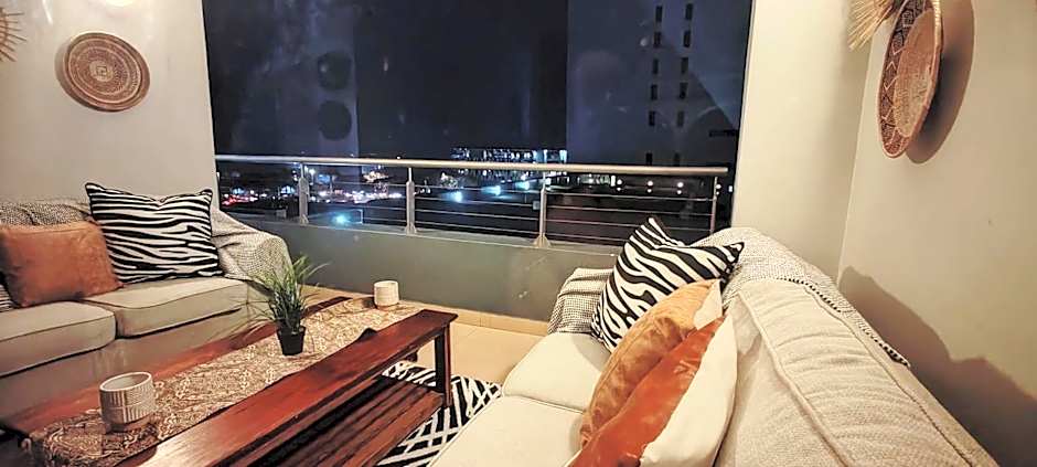 Gateway Oceans - 2 Adults & 4 Children ONLY - Families or 1 Couple only - No parties