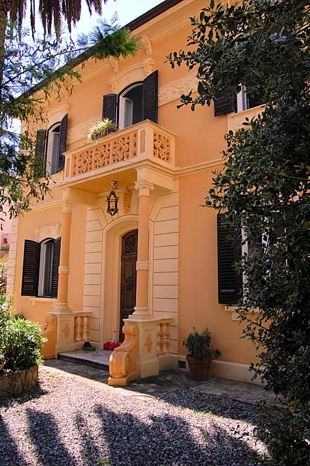 Arena Alfieri B&B