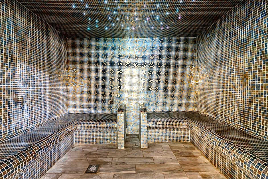 CROMER COUNTRY CLUB BY DIAMOND RESORTS