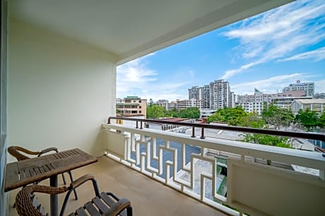 Queen Room with View