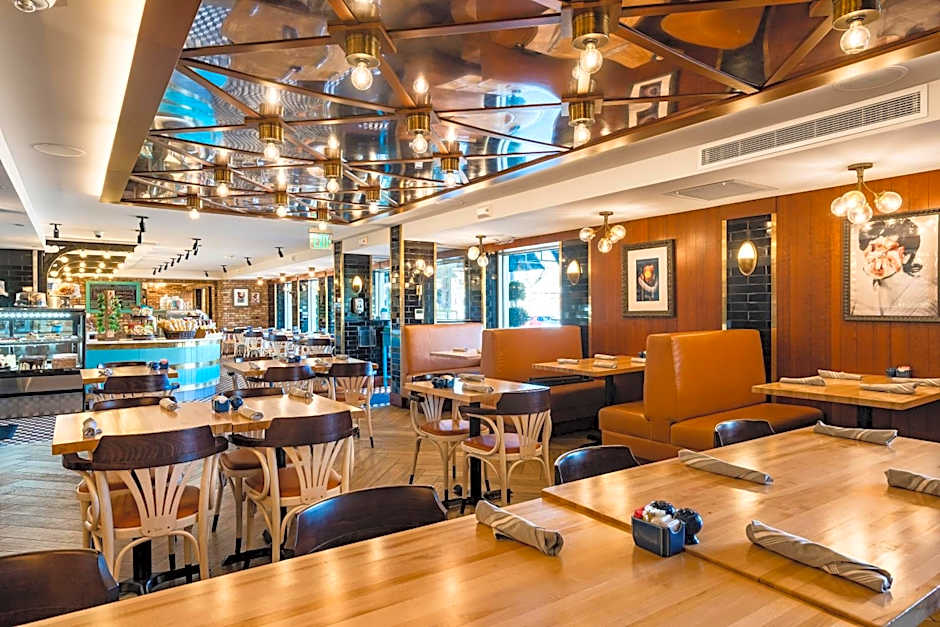 The Kingsley Bloomfield Hills - a DoubleTree by Hilton