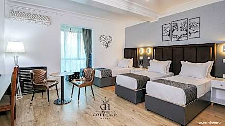 Triple Room - Breakfast Included
