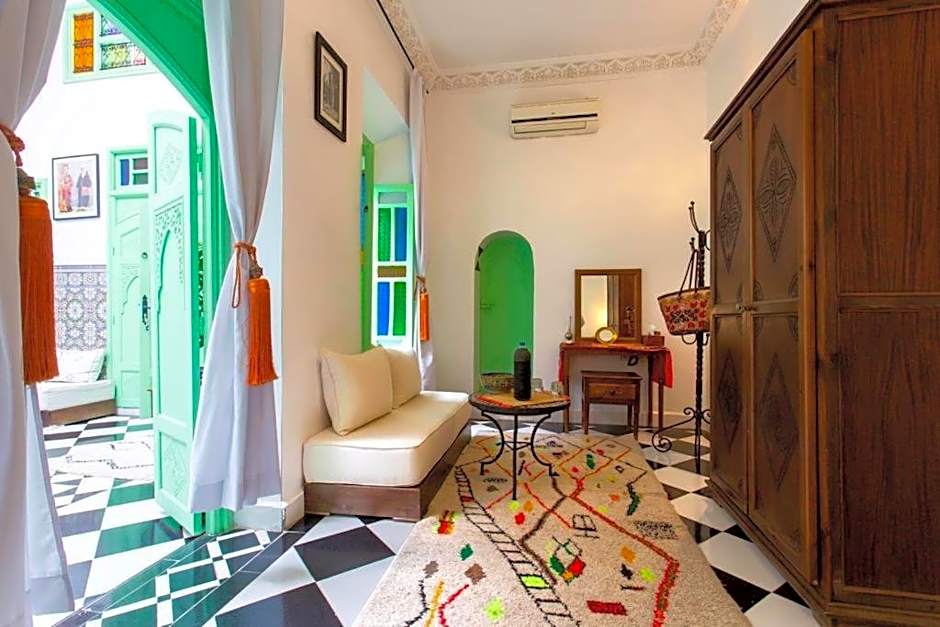 Riad Rose Meryam