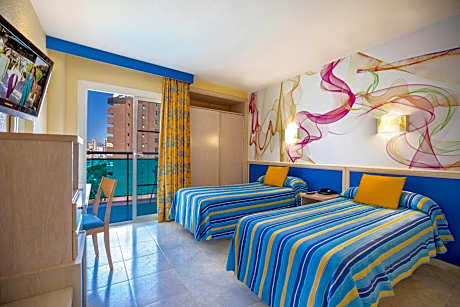 Twin Room with Extra Bed (2 Adults + 1 Child)