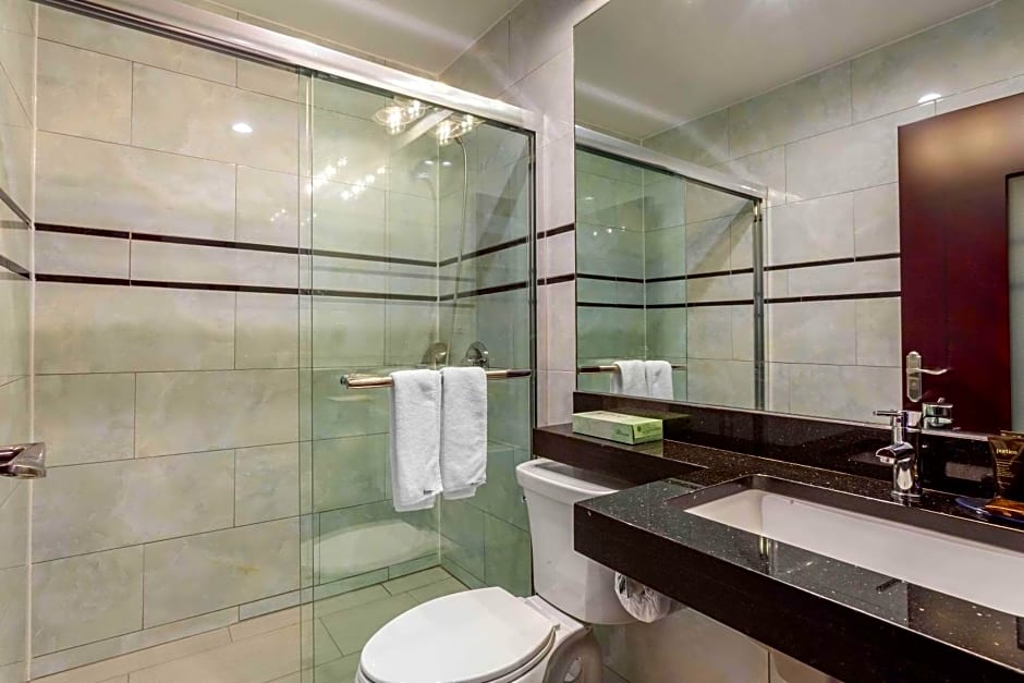 The L Hotel, Ascend Hotel Collection