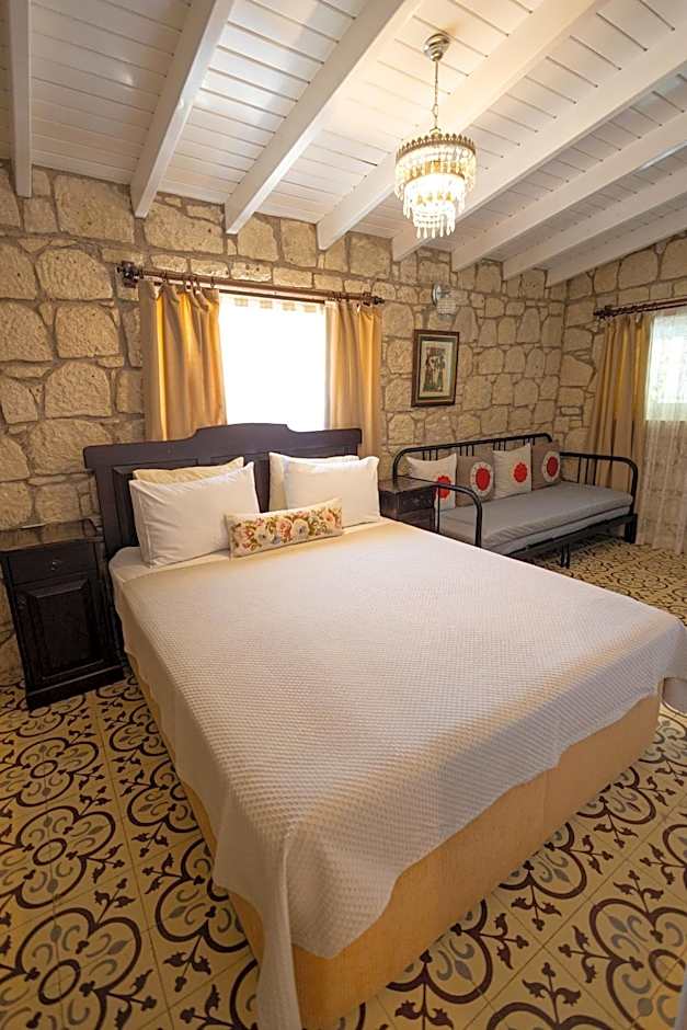 Kupina Alaçatı