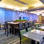 La Quinta Inn & Suites by Wyndham Houston Nw Beltway 8 / West Rd