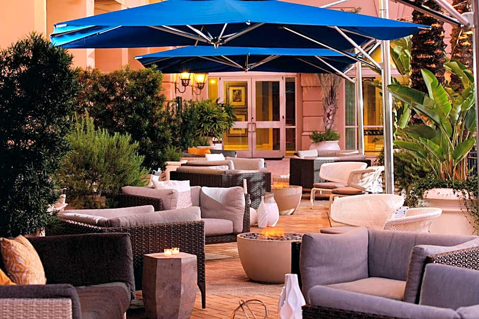 Renaissance by Marriott Tampa International Plaza Hotel