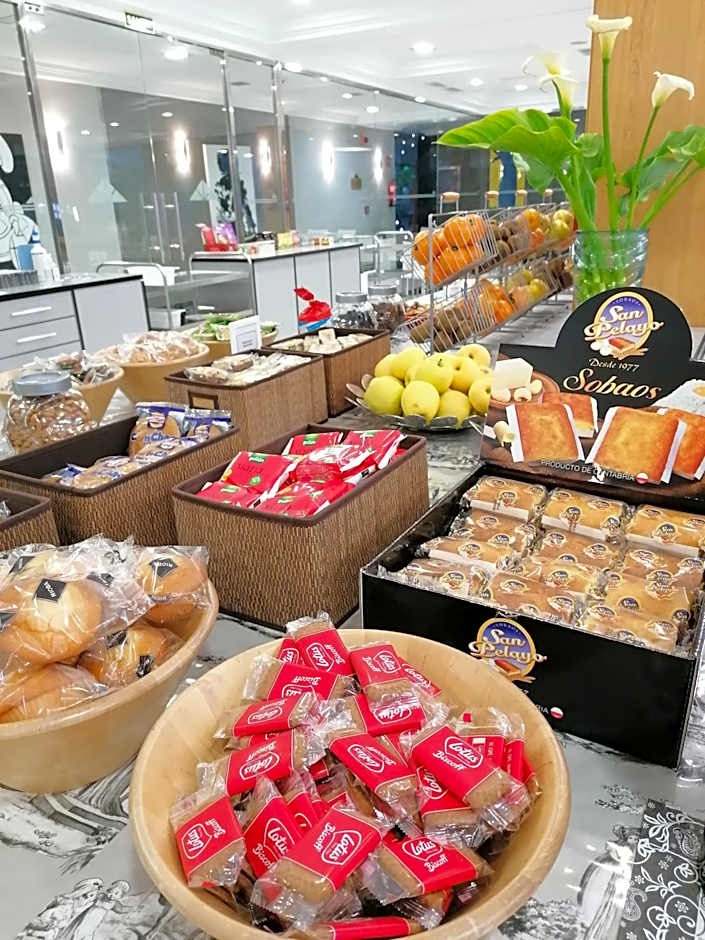 Hotel Marítimo Ris con garaje