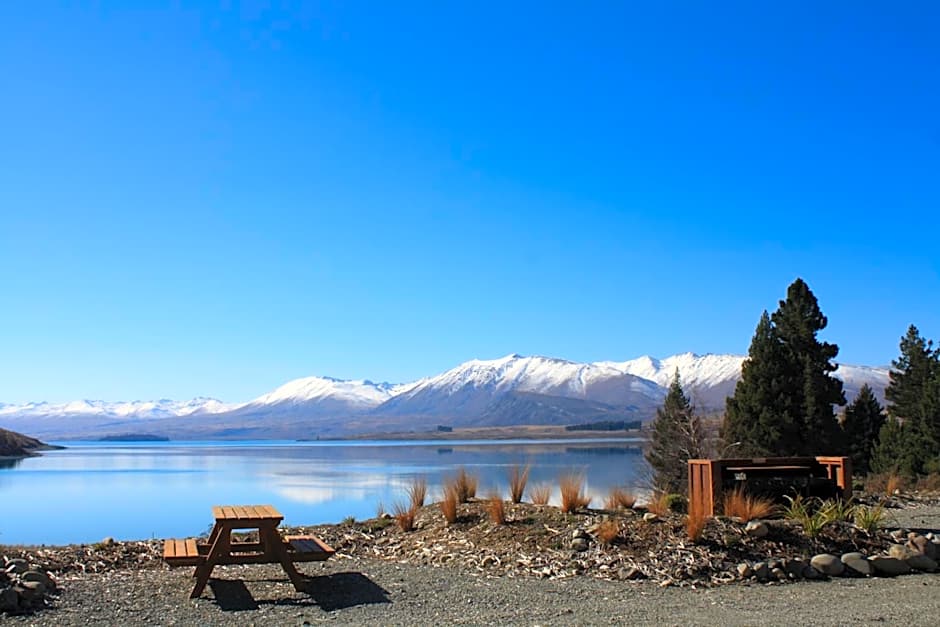 Lakes Edge Holiday Park