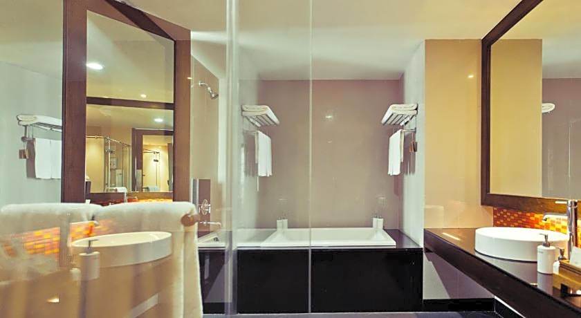 Sunee Grand Hotel&Convention Center