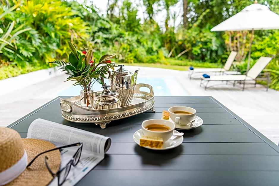 Hunters Country House