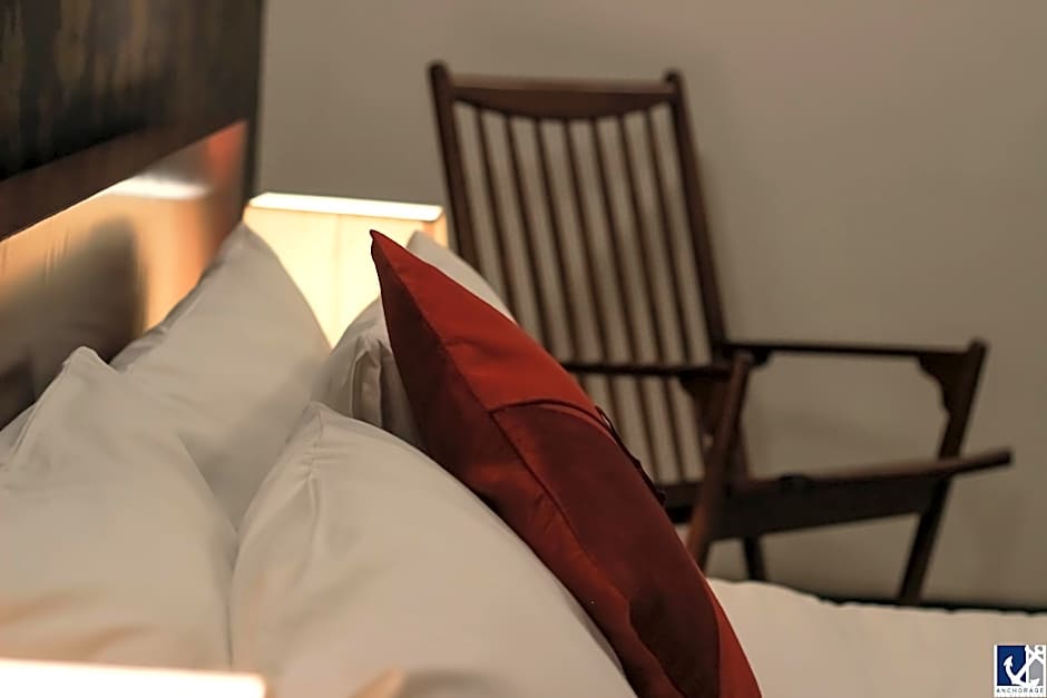 Anchorage - The Residence