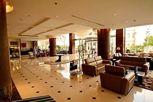 Millennia Olaya Hotel فندق ميلينيا العليا