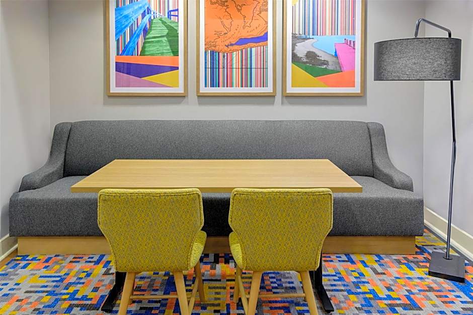 Hampton Inn By Hilton & Suites Pensacola/Gulf Breeze