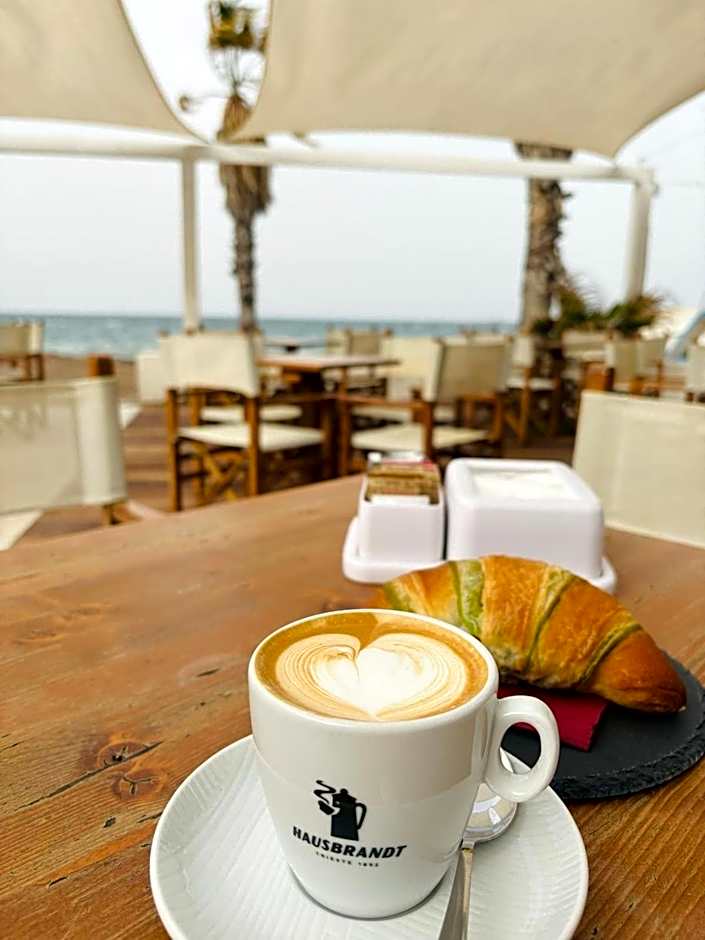 Lido Di Alghero Rooms on the Beach