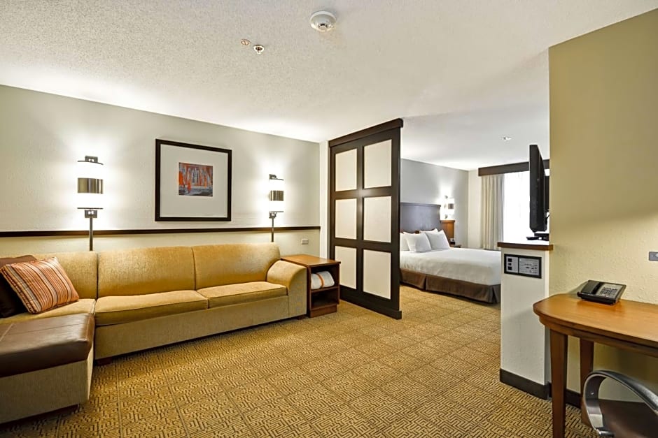 Hyatt Place Chicago Warrenville