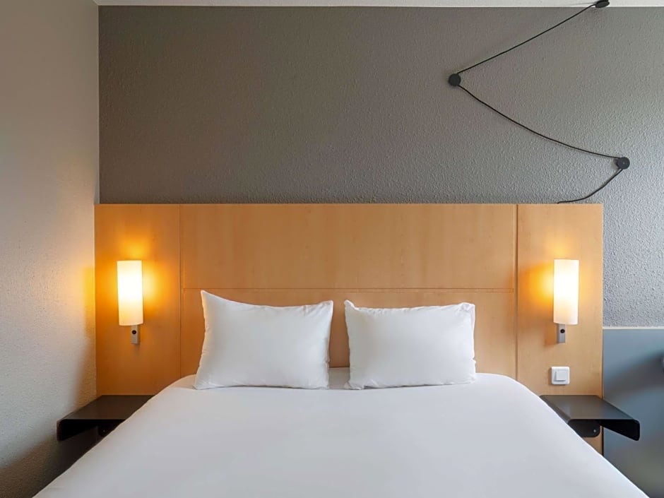 ibis Cergy-Pontoise Le Port