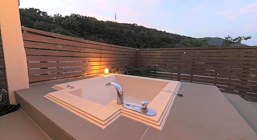 Hotel Gendairakuen Isehara