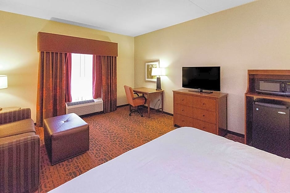 Hampton Inn By Hilton Waynesburg