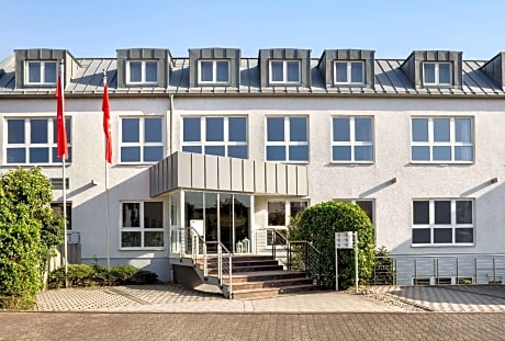 Amedia Frankfurt Russelsheim Trademark Collection by Wyndham