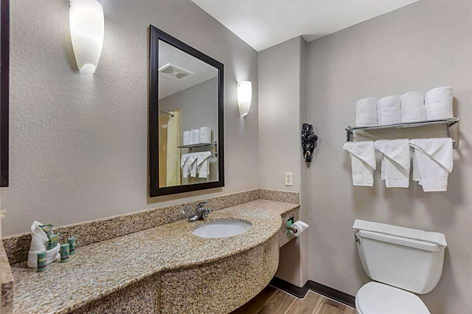 SureStay Plus Hotel by Best Western San Antonio SeaWorld