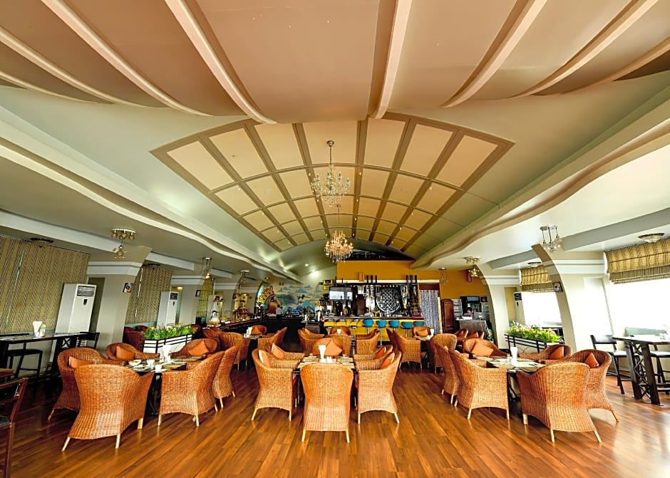 Hotel Queen Mandalay