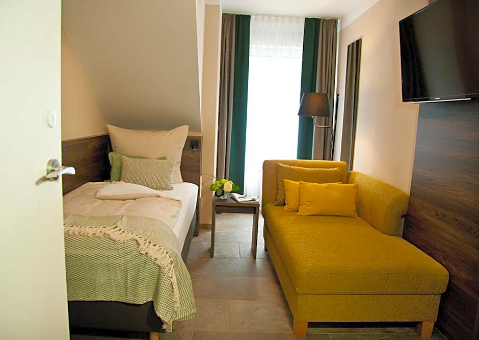 Hotel Am Moosrain Garni