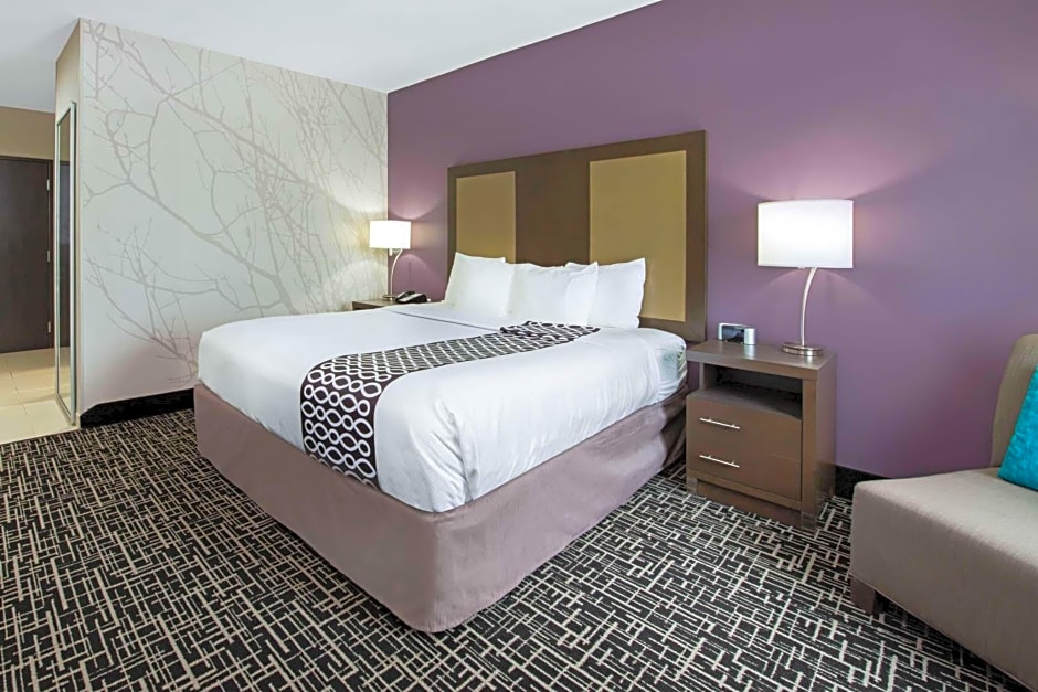 La Quinta by Wyndham Lake Charles - Westlake
