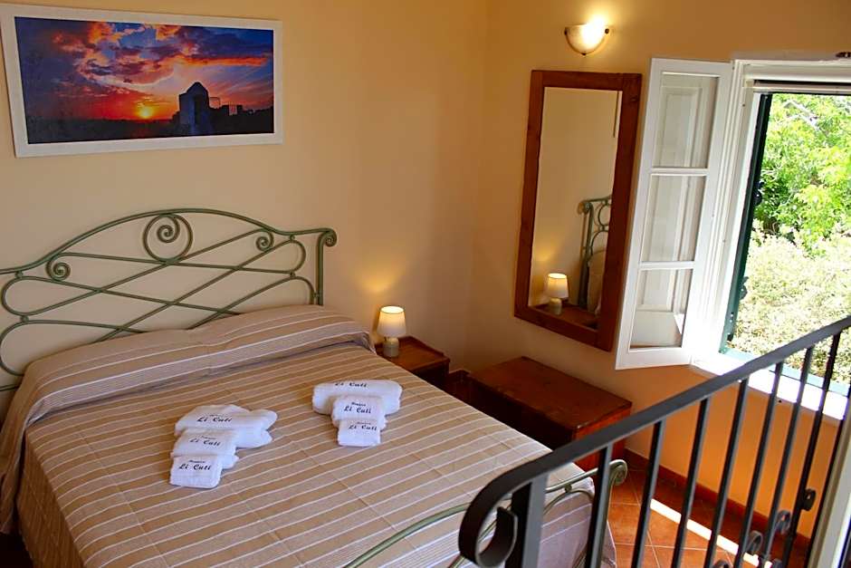 Photo 1 of 10 of Triple Room
