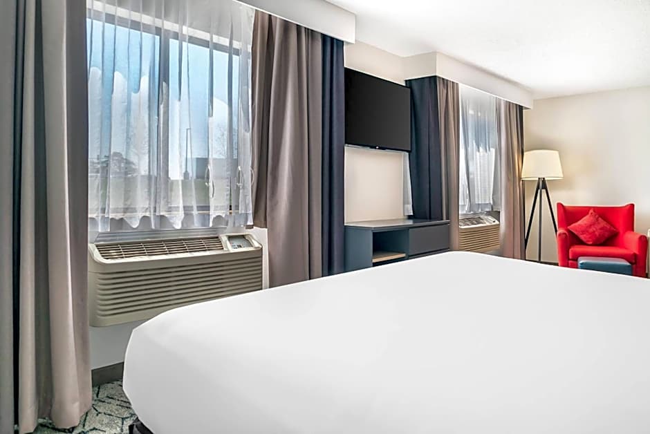 Country Inn & Suites by Radisson, Frederick, MD