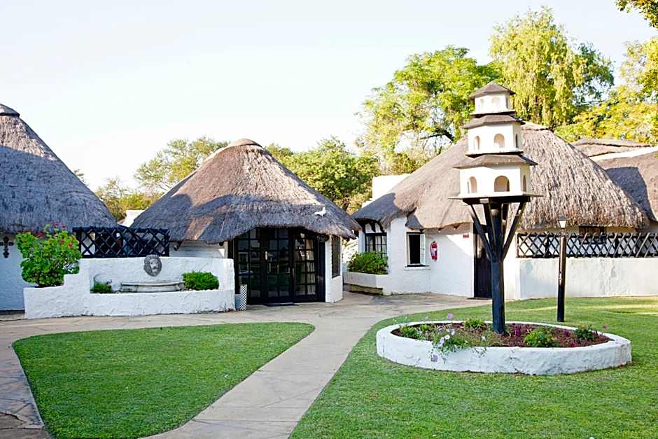 Lalapanzi Hotel & Conference Centre