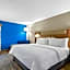 Holiday Inn Express & Suites Joplin Southeast