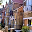 B&B Charles Cabour