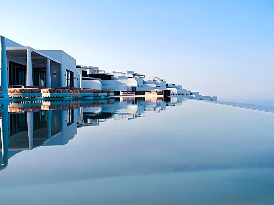 Cresanto Luxury Suites