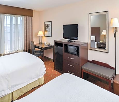 ROOM, QUEEN/QUEEN, WORKING AREA