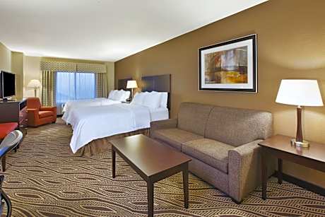 Suite with Two Queen Beds