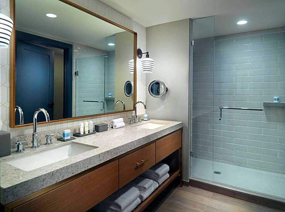 Omni Hotel at The Battery Atlanta