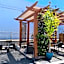 Sandyland Reef Inn