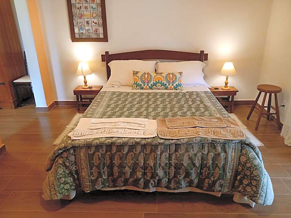 Pousada Santa Martha - Suíte Tripla - Entre Rios de Minas- MG