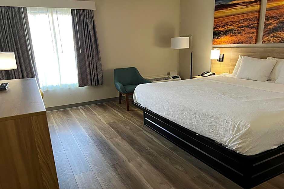 Days Inn by Wyndham Norman