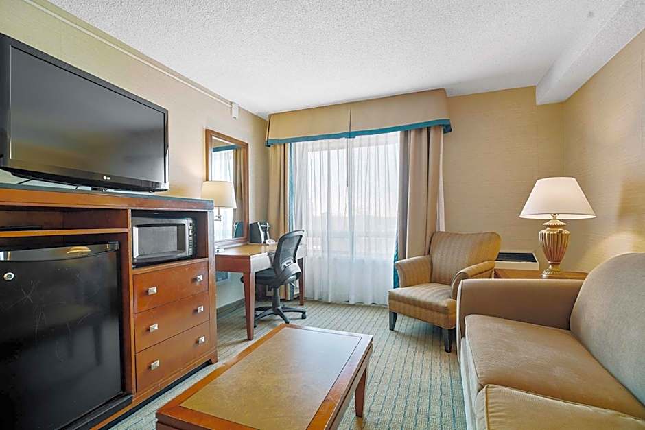 Sandman Hotel & Suites London Downtown