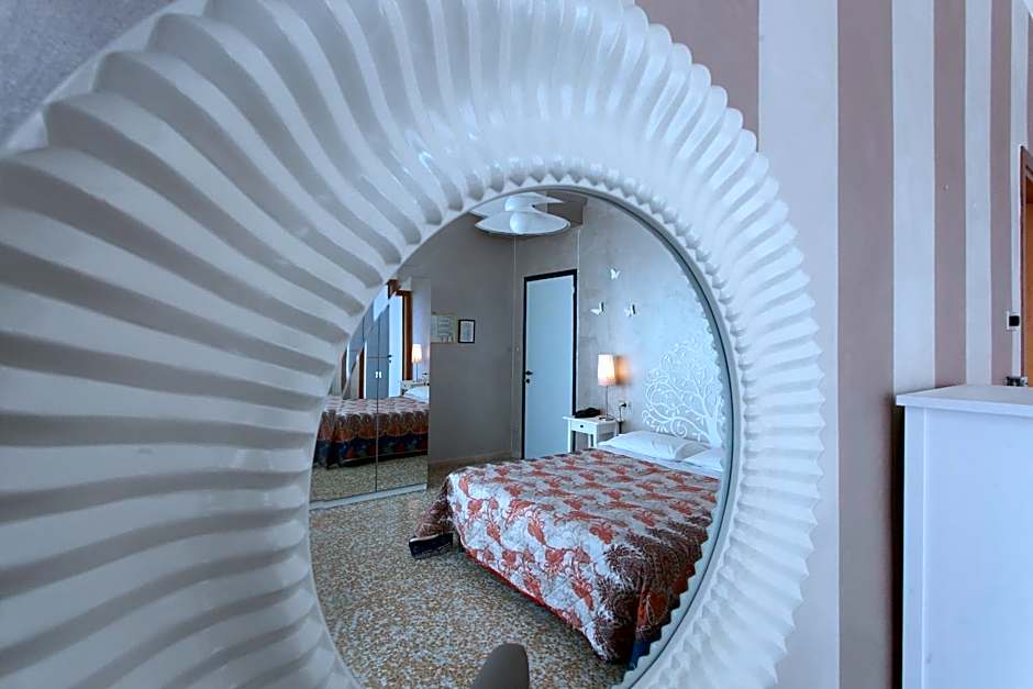 Hotel Mirabello