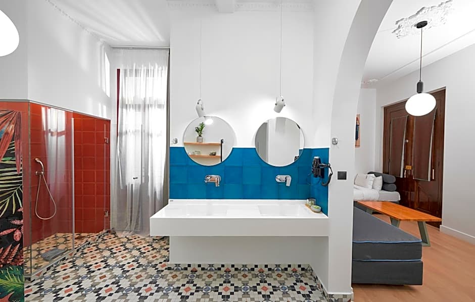 The Maroon Bottle Luxury Suites