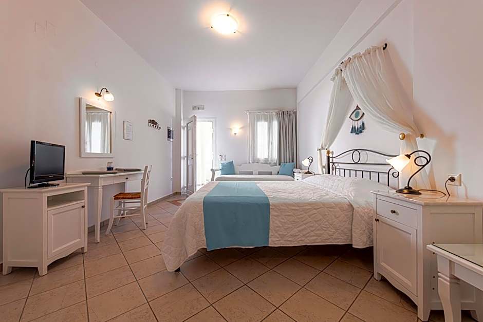 Reverie Santorini Hotel