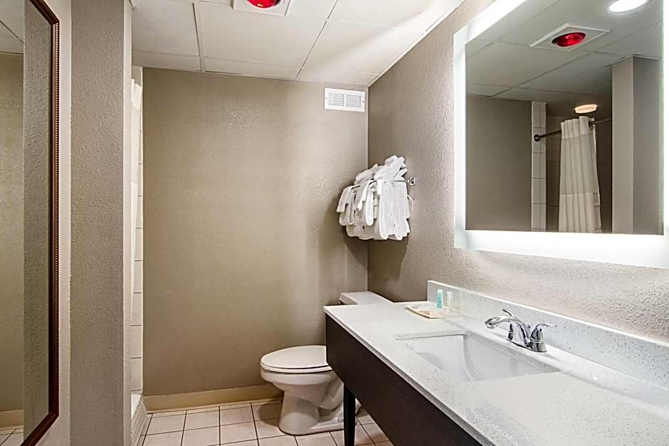 Clarion Inn Willow River