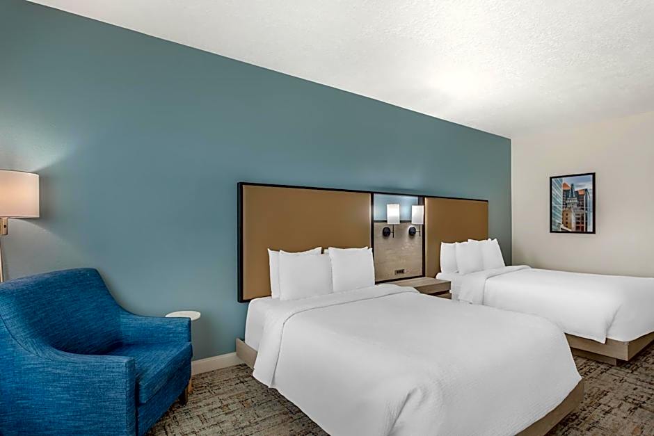 Best Western Plus Airport Inn & Suites
