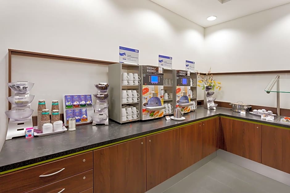 Holiday Inn Express Augsburg By IHG